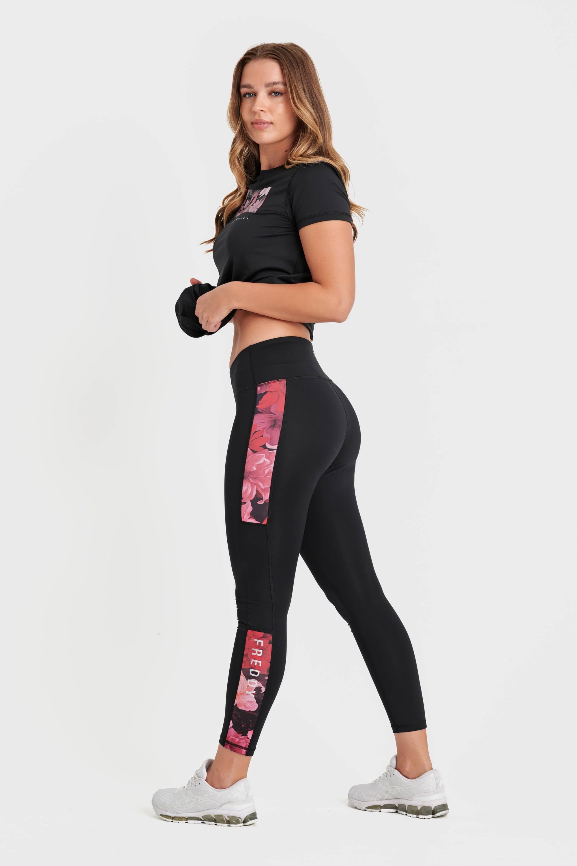 Superfit Diwo With Flower Print Bands - High Waisted - 7/8 Length - Black 4