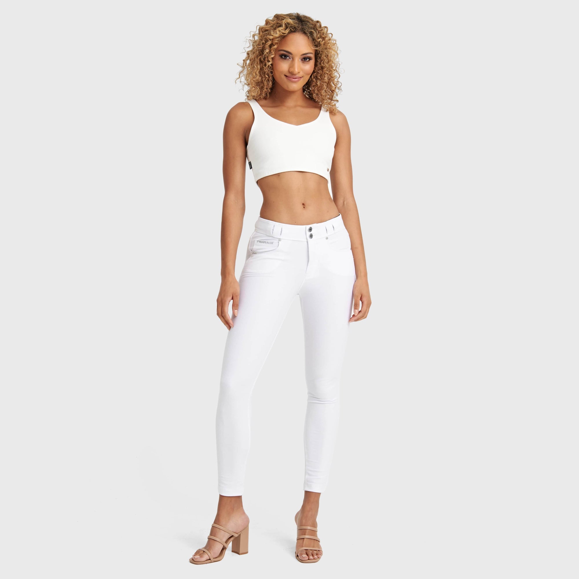 Cropped Tank Top - White 3
