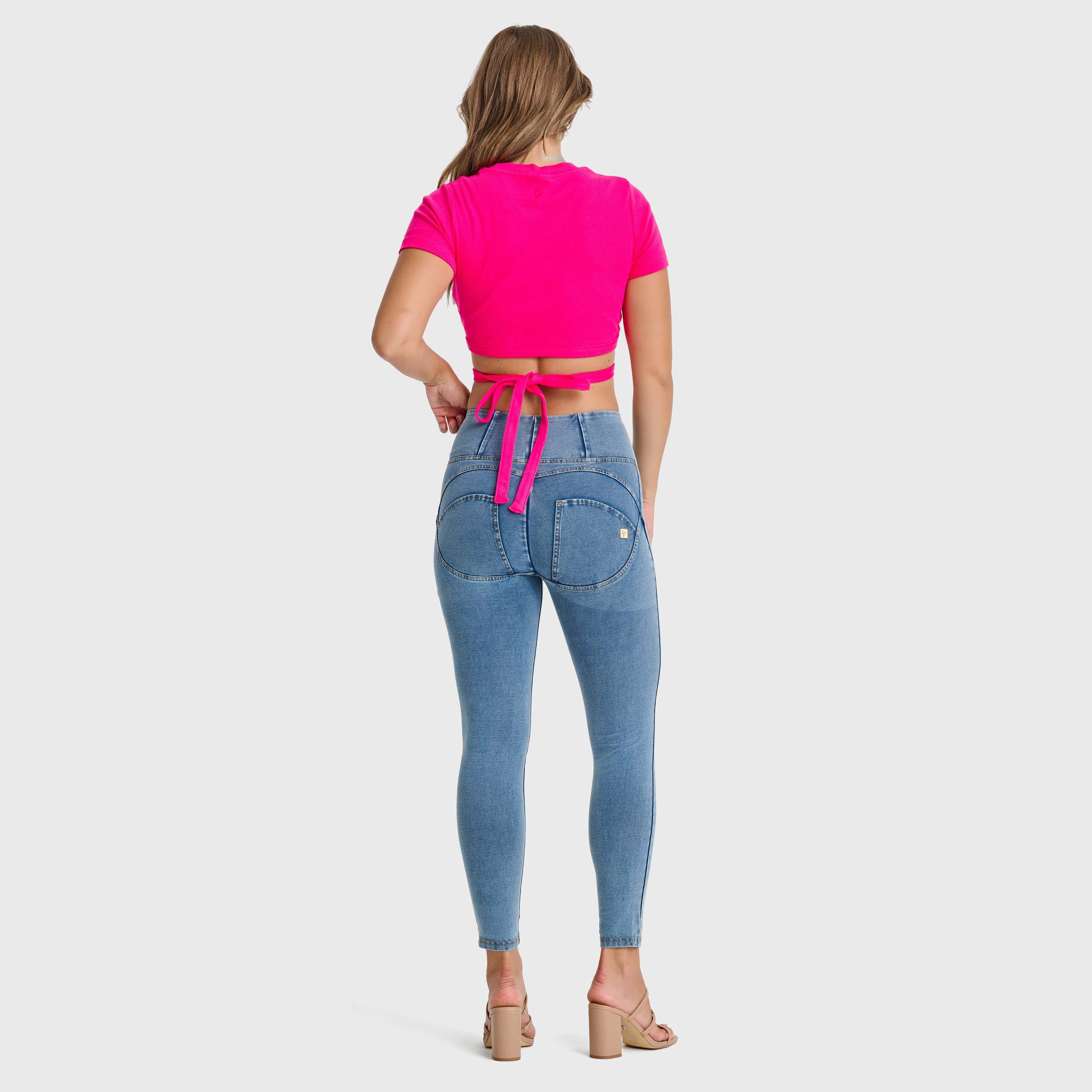 Cropped Wrap Around T Shirt - Pink 3