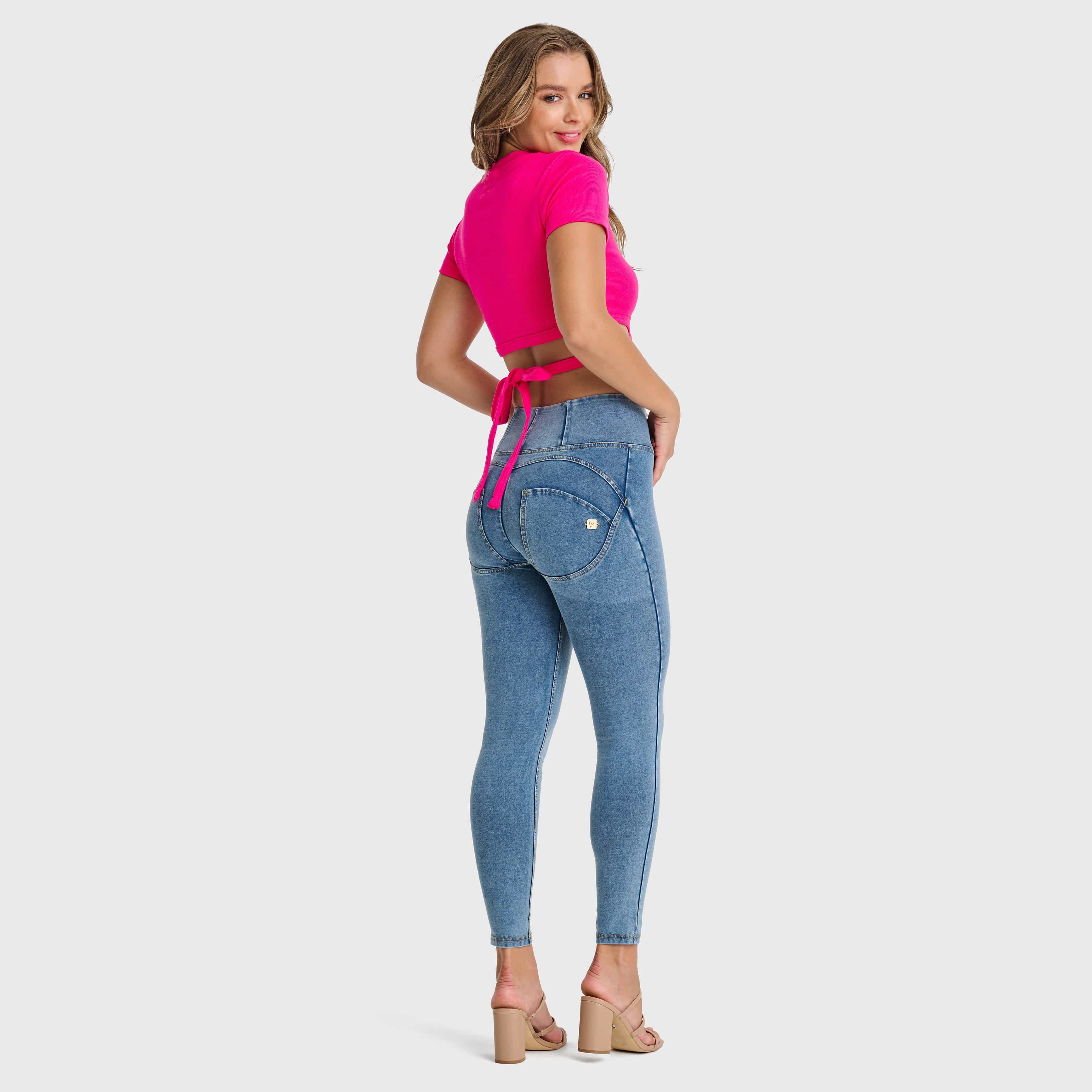Cropped Wrap Around T Shirt - Pink 2