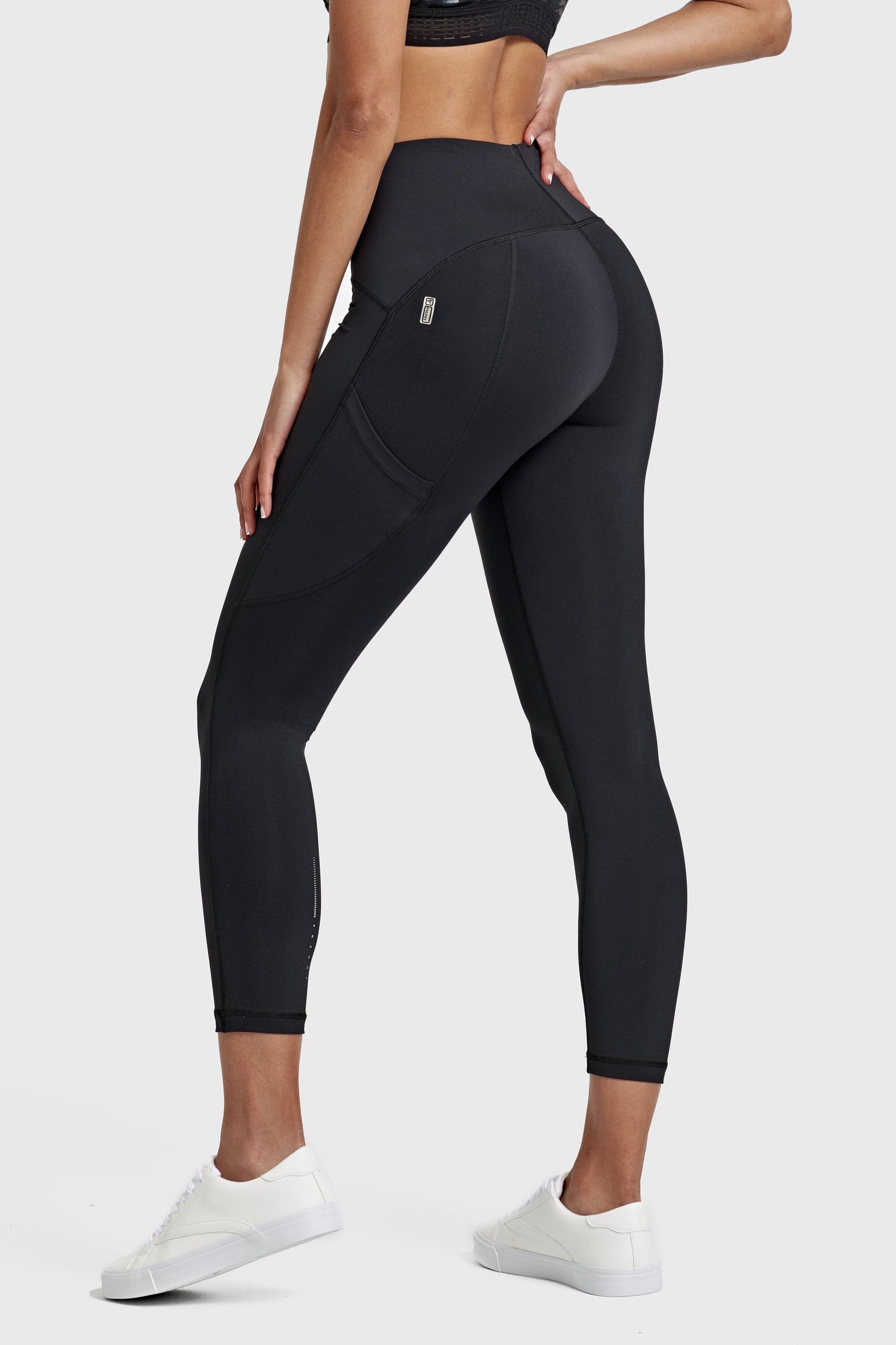 Superfit Diwo With Pockets - High Waisted - 7/8 Length - Black 12