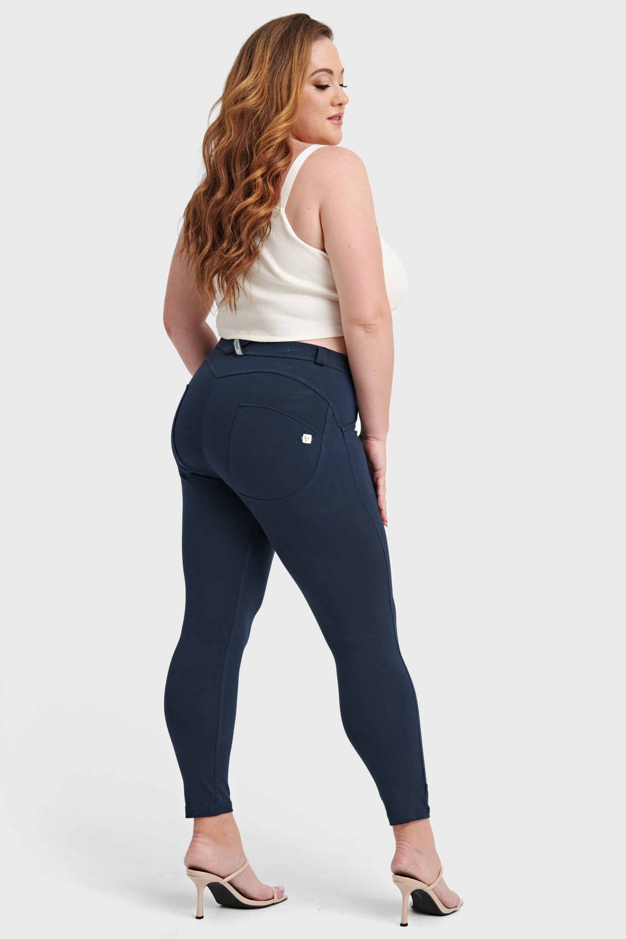 WR.UP® Curvy Fashion - High Waisted - 7/8 Length - Navy Blue 6