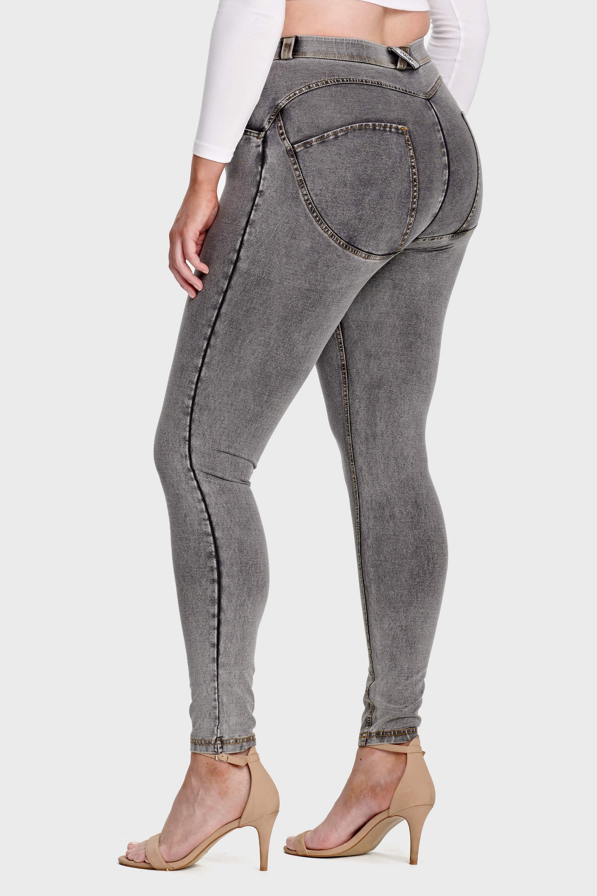 WR.UP® Curvy Denim - High Waisted - Full Length - Grey + Yellow Stitching 5