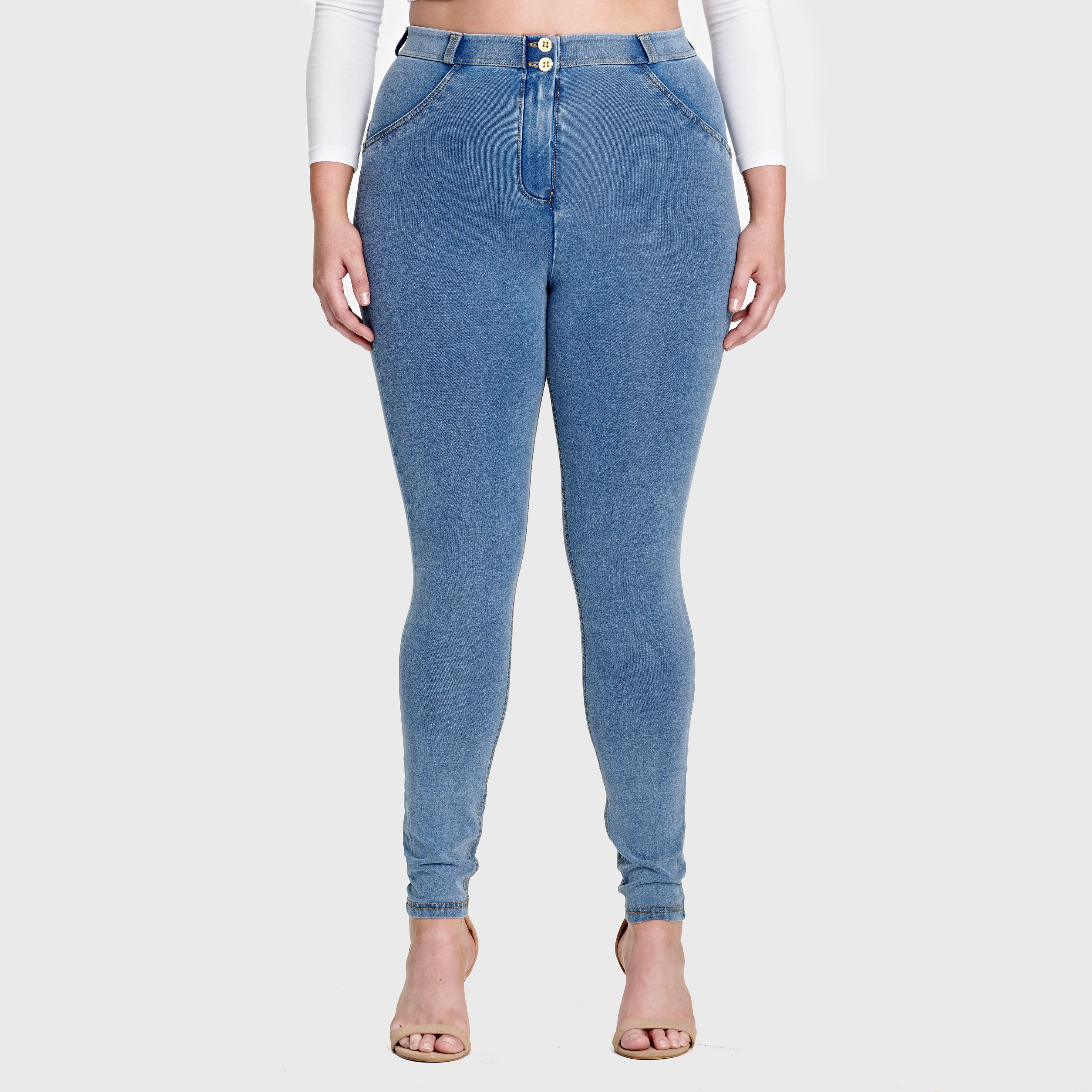 WR.UP® Curvy Denim - High Waisted - Full Length - Light Blue + Yellow Stitching 2