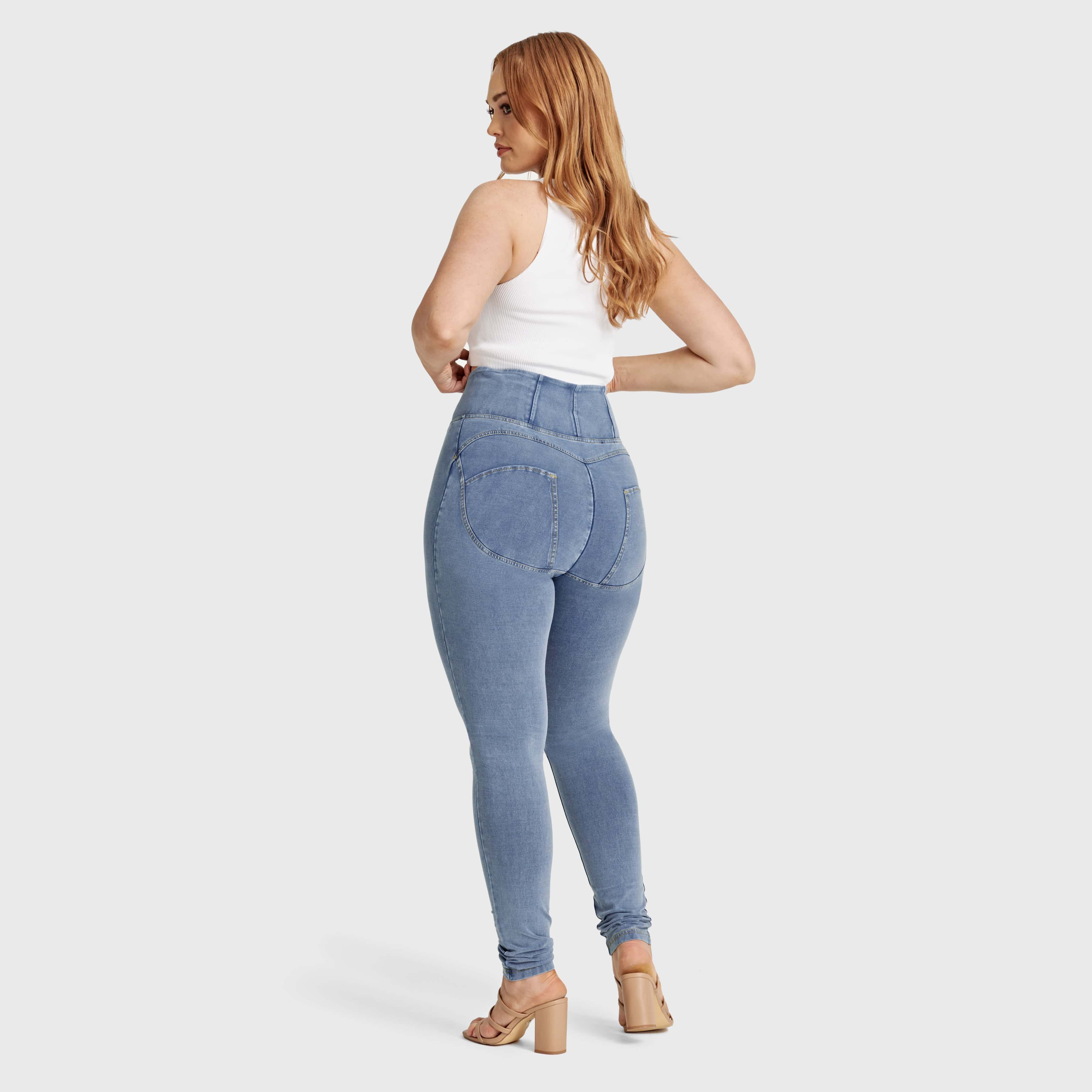 WR.UP® Curvy Denim - Zip High Waisted - Full Length - Light Blue + Yellow Stitching 3