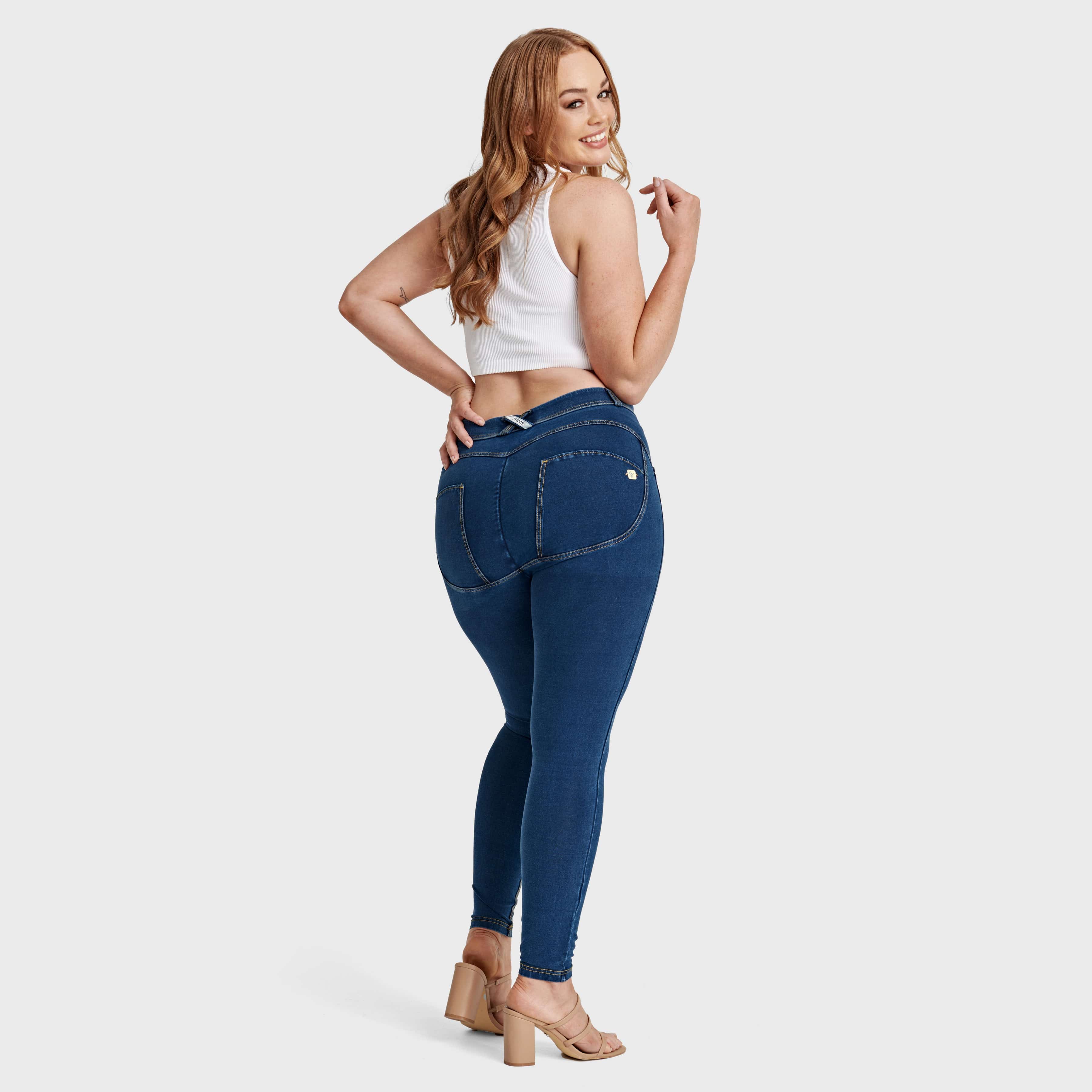 WR.UP® Curvy Denim - High Waisted - Full Length - Dark Blue + Yellow Stitching 3