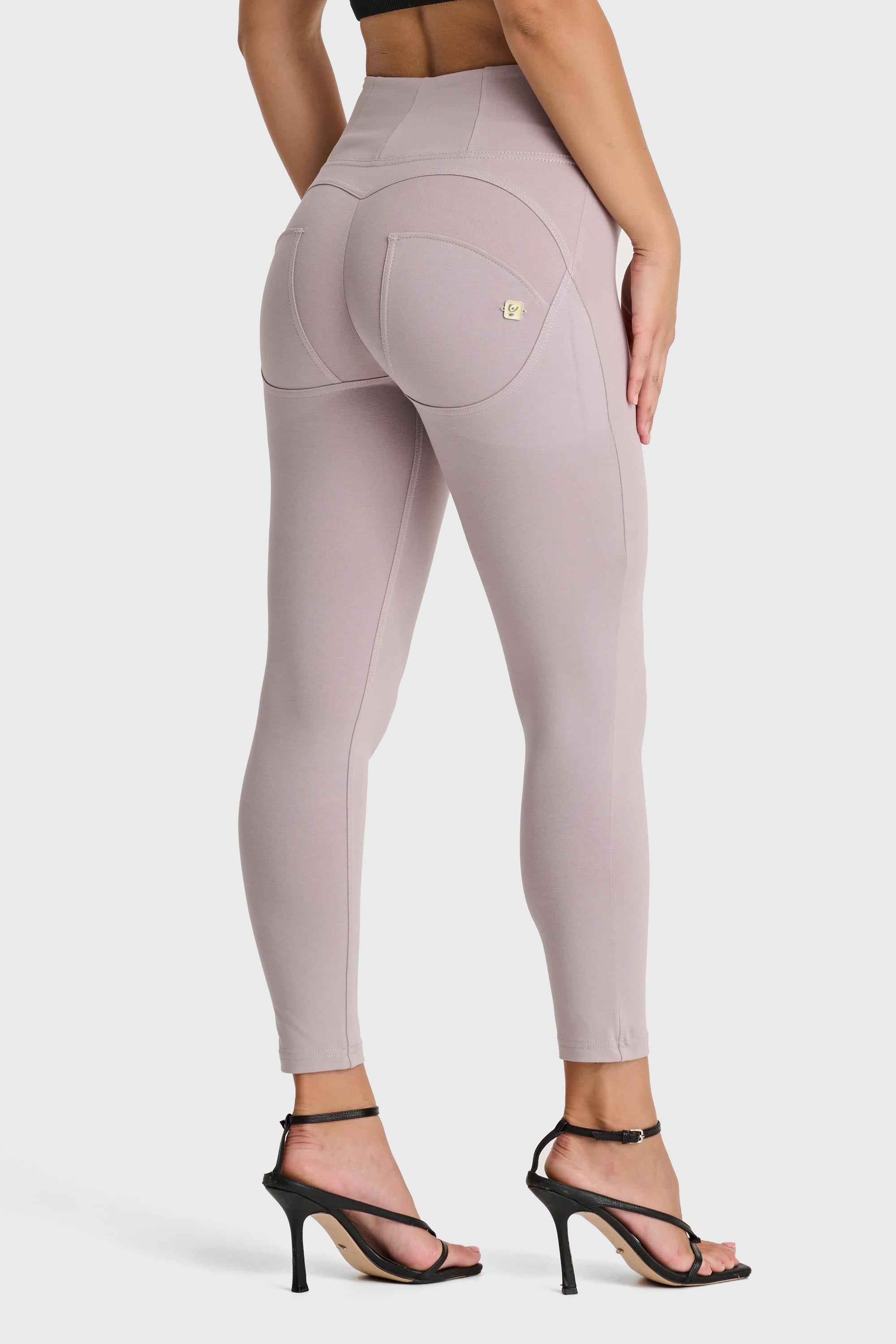WR.UP® Fashion - High Waisted - 7/8 Length - Light Grey 1