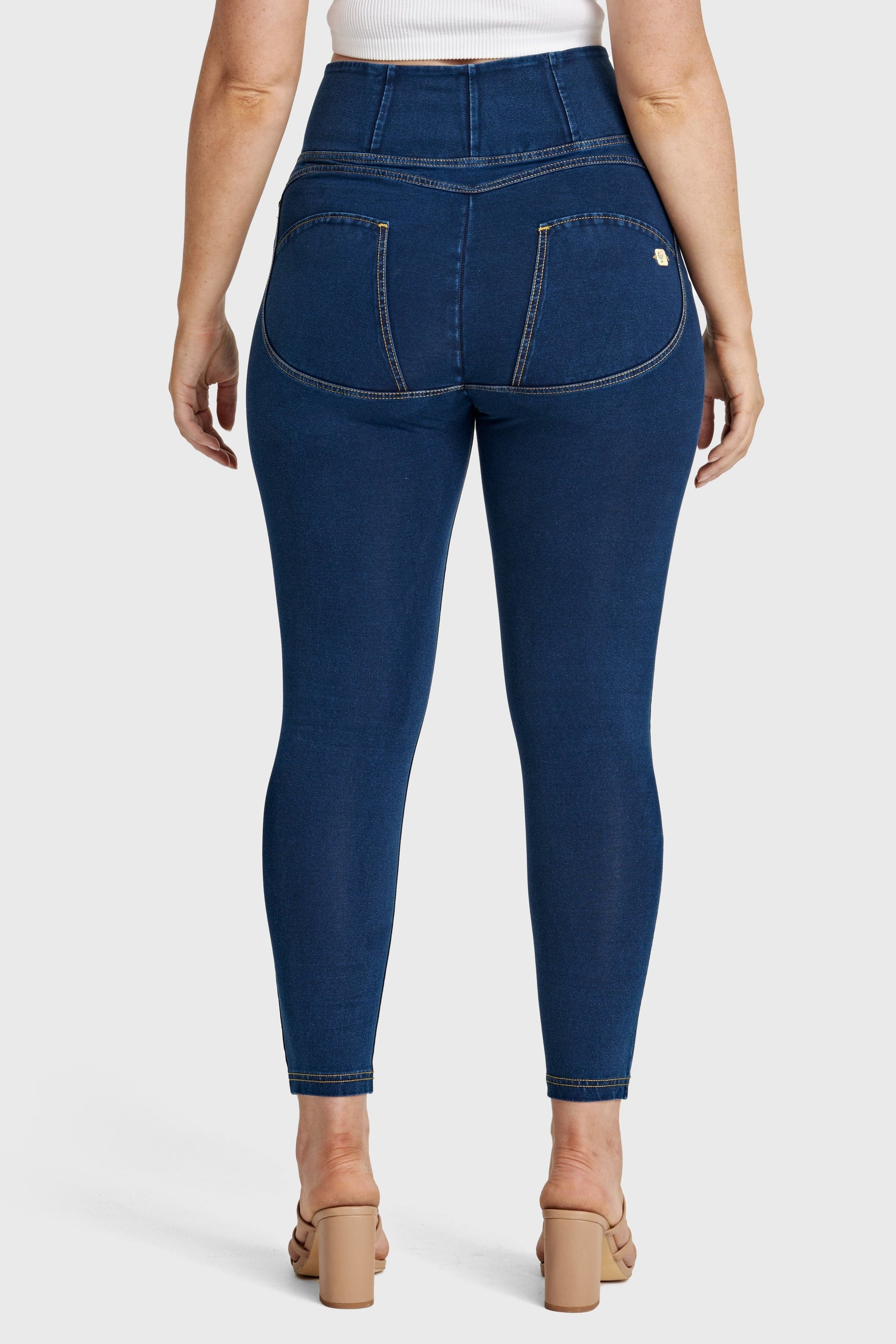 WR.UP® Curvy Denim - Zip High Waisted - 7/8 Length - Dark Blue + Yellow Stitching 9