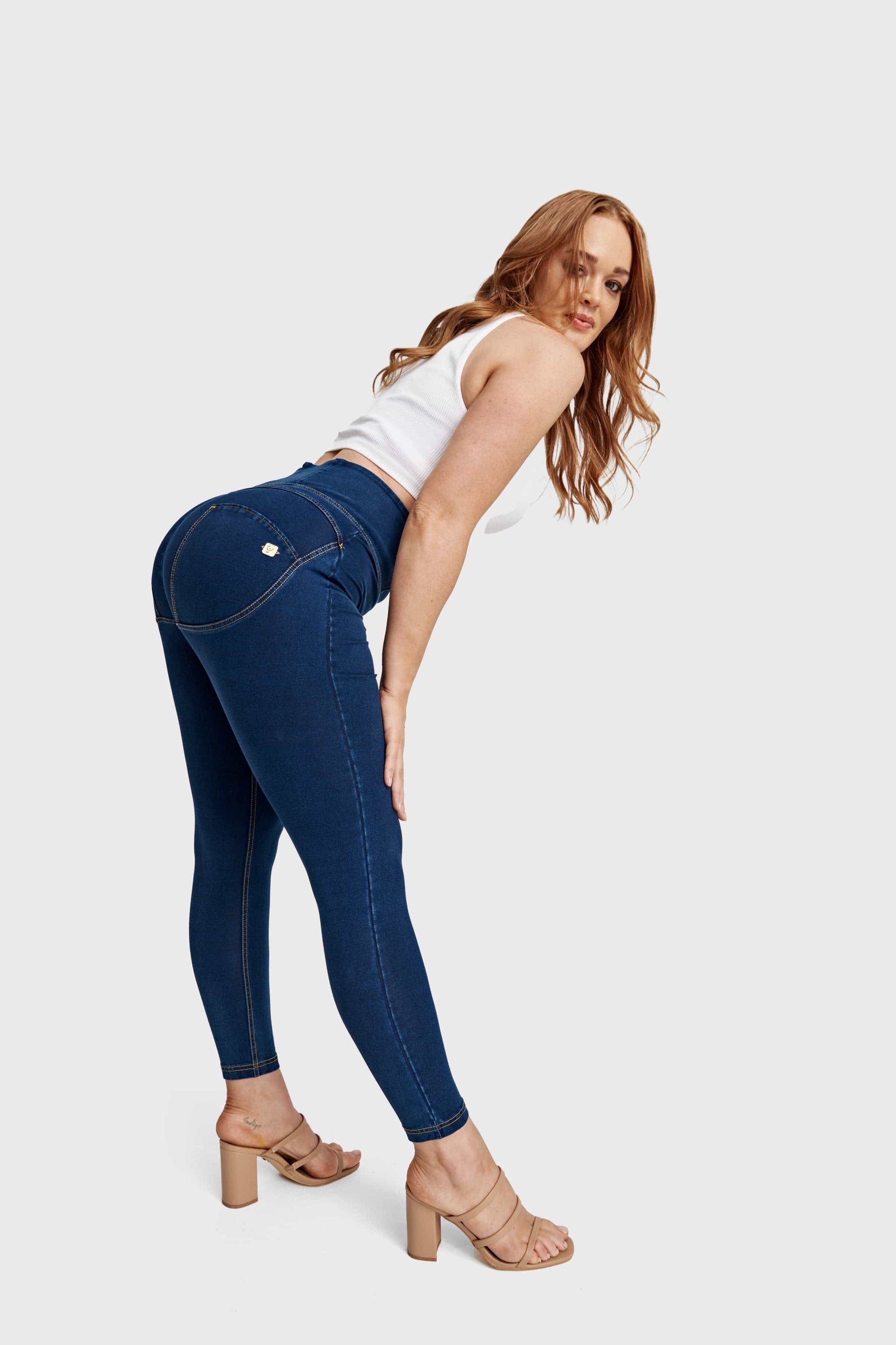 WR.UP® Curvy Denim - Zip High Waisted - 7/8 Length - Dark Blue + Yellow Stitching 3
