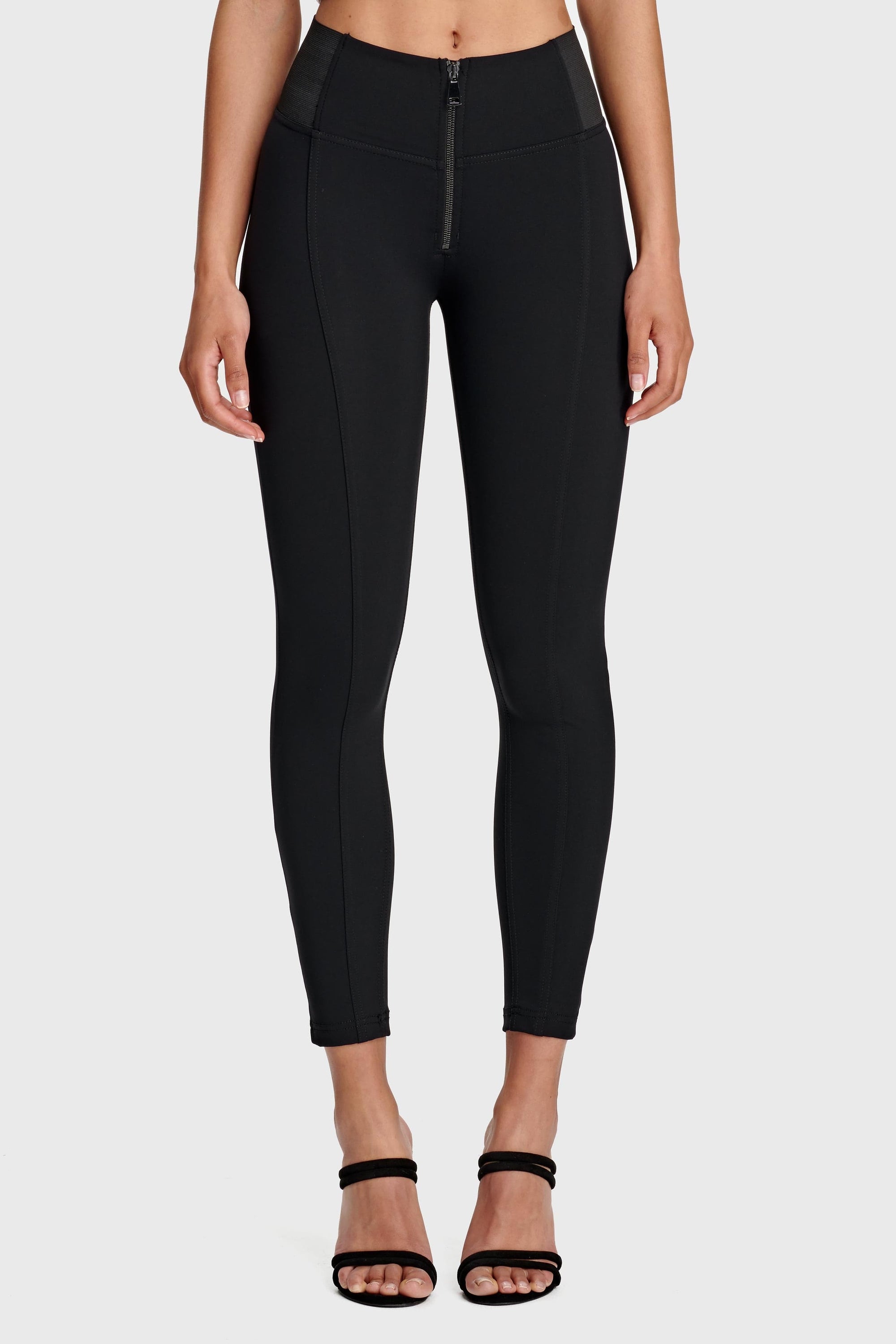 WR.UP® Diwo Pro Classic - High Waisted - 7/8 Length - Black 2
