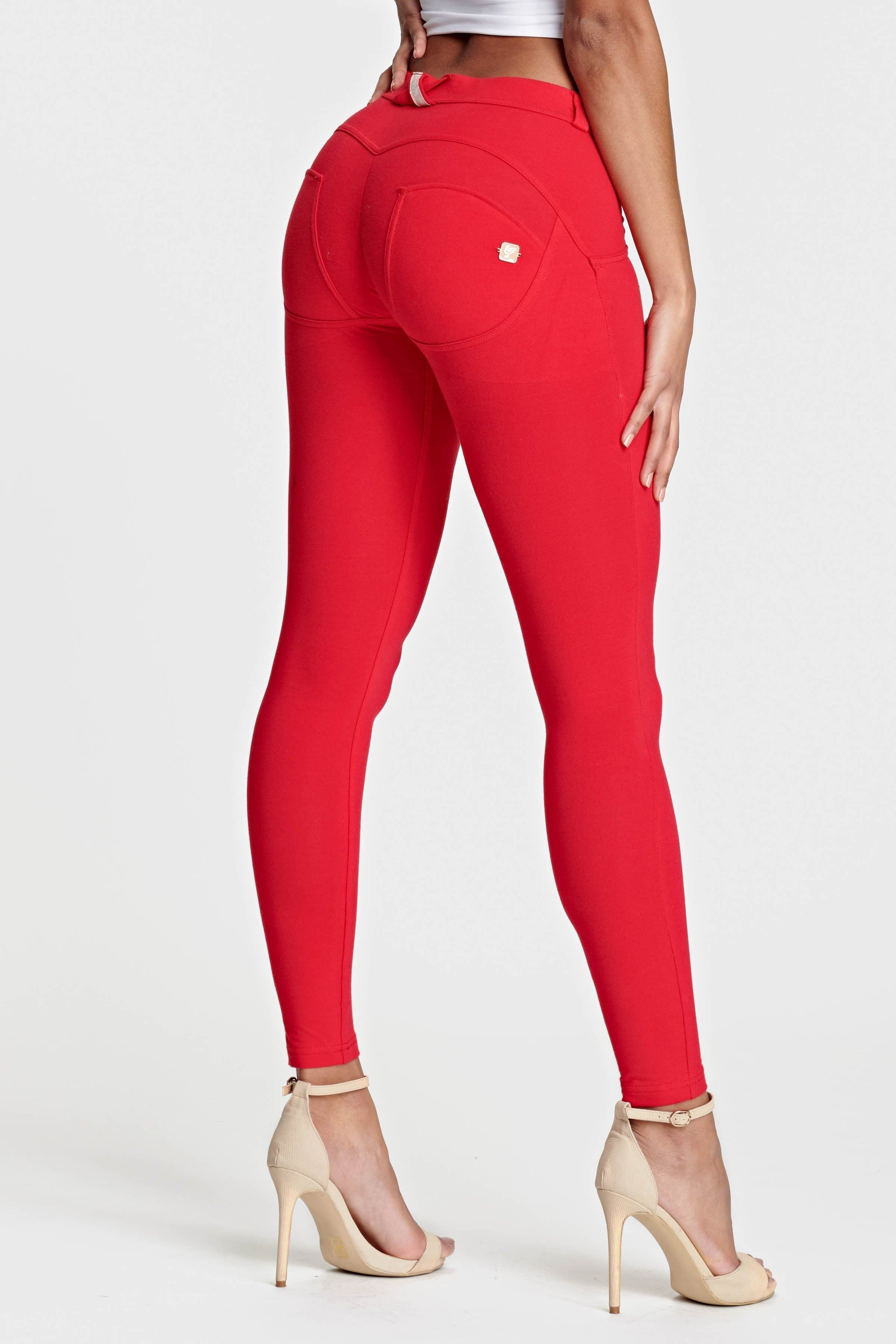 WR.UP® Fashion - Mid Rise - 7/8 Length - Red 1