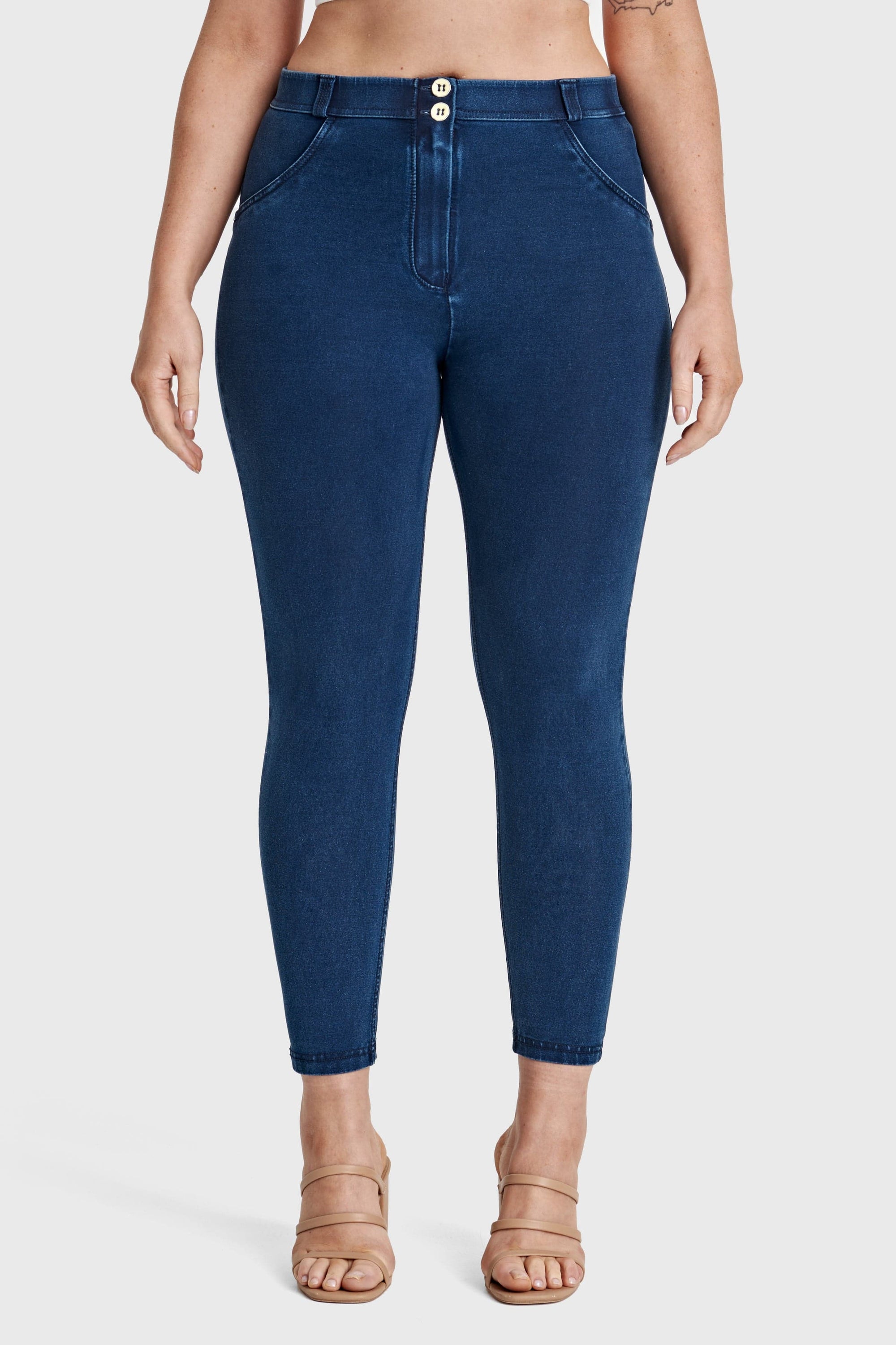 WR.UP® Curvy Denim - High Waisted - 7/8 Length - Blue + Blue Stitching 9