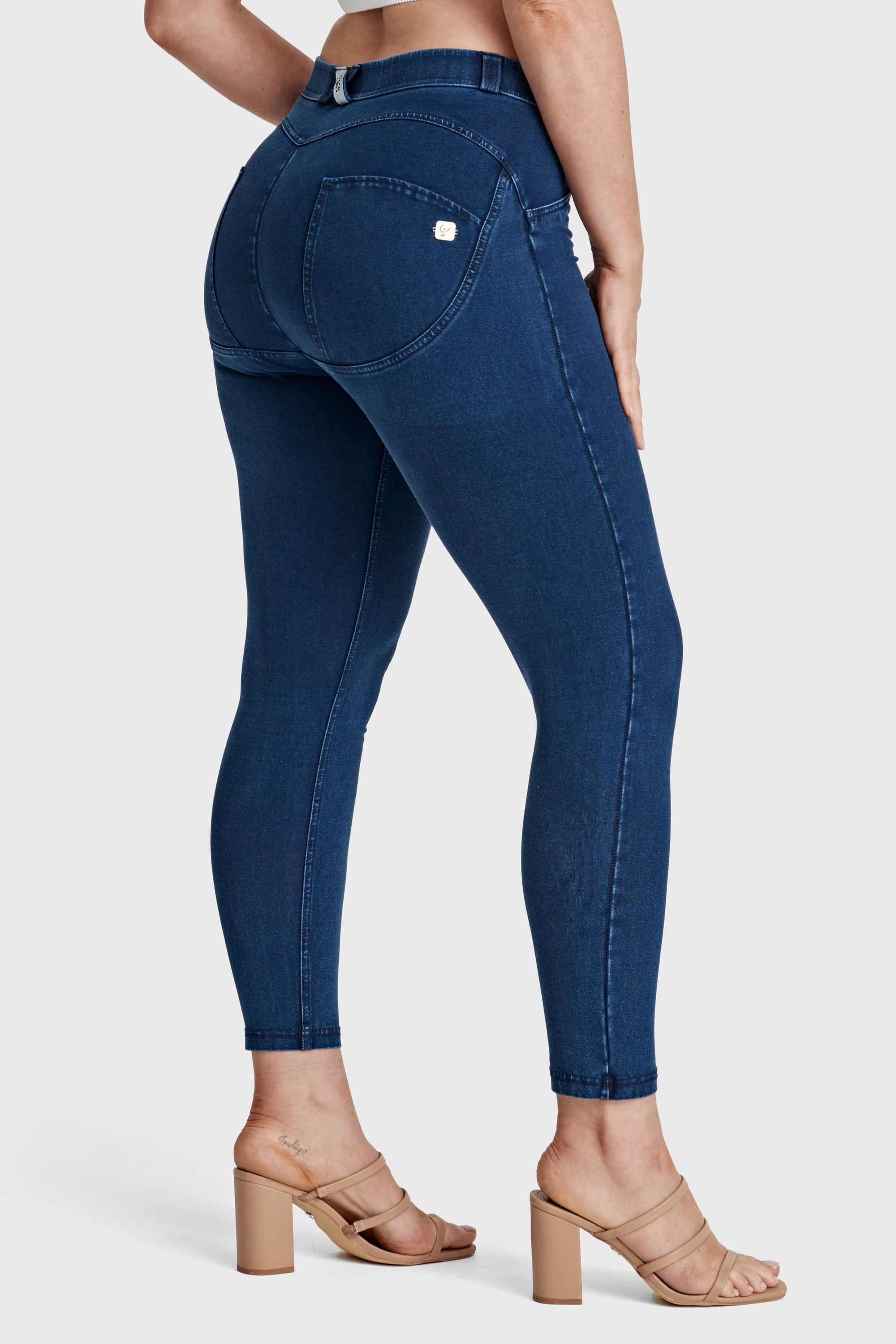 WR.UP® Curvy Denim - High Waisted - 7/8 Length - Blue + Blue Stitching 1