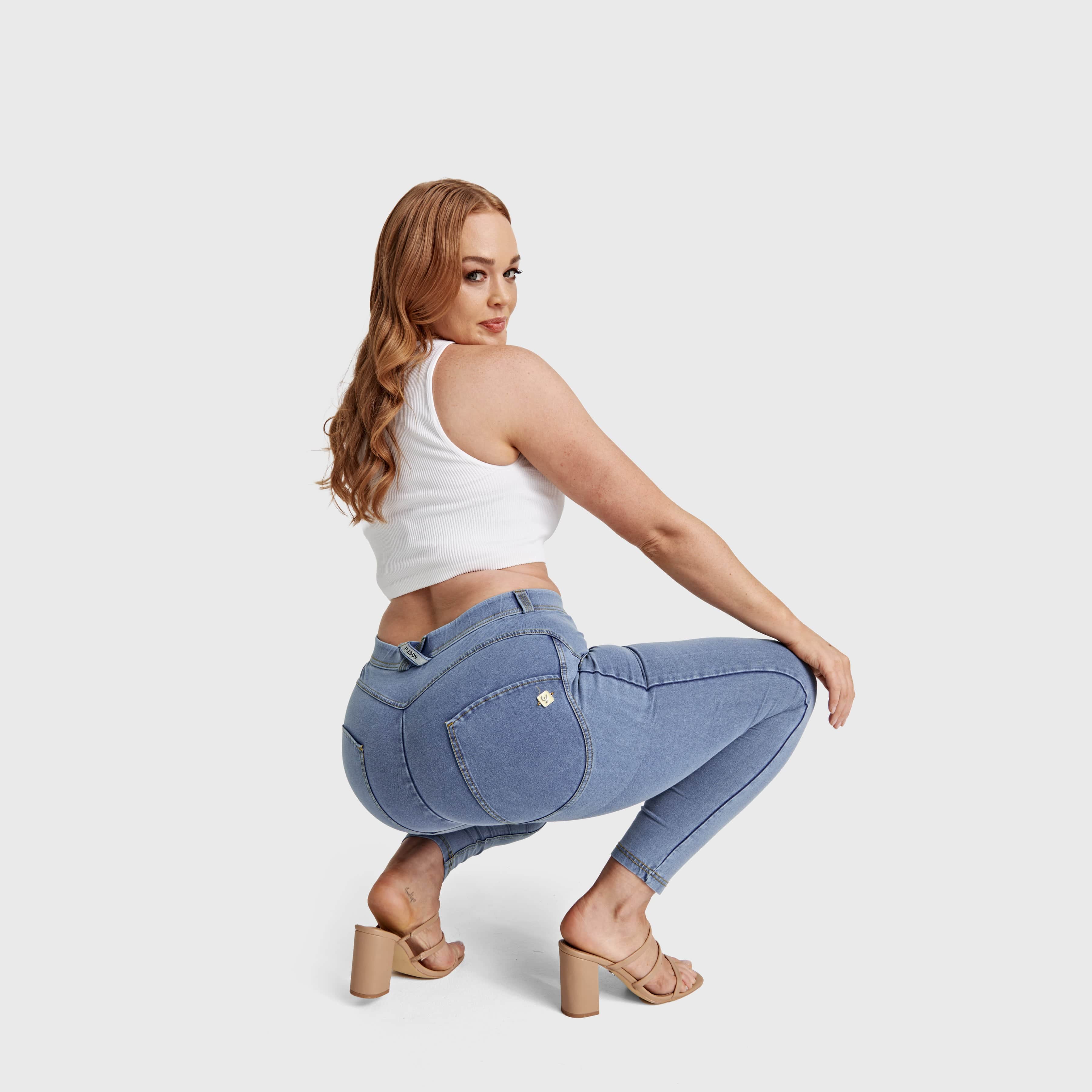 WR.UP® Curvy Denim - High Waisted - 7/8 Length - Light Blue + Yellow Stitching 2