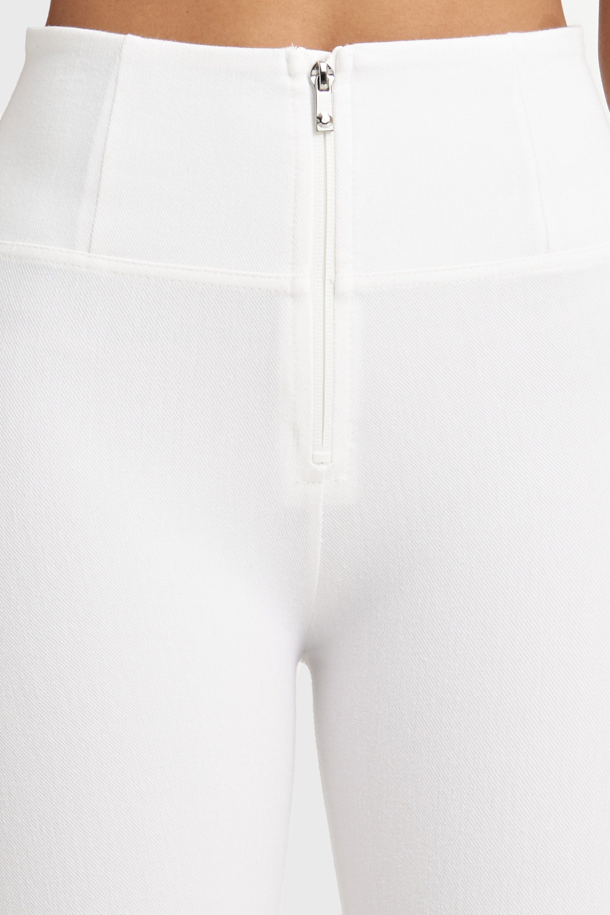 WR.UP® Drill Limited Edition - High Waisted - Biker Shorts - White 6
