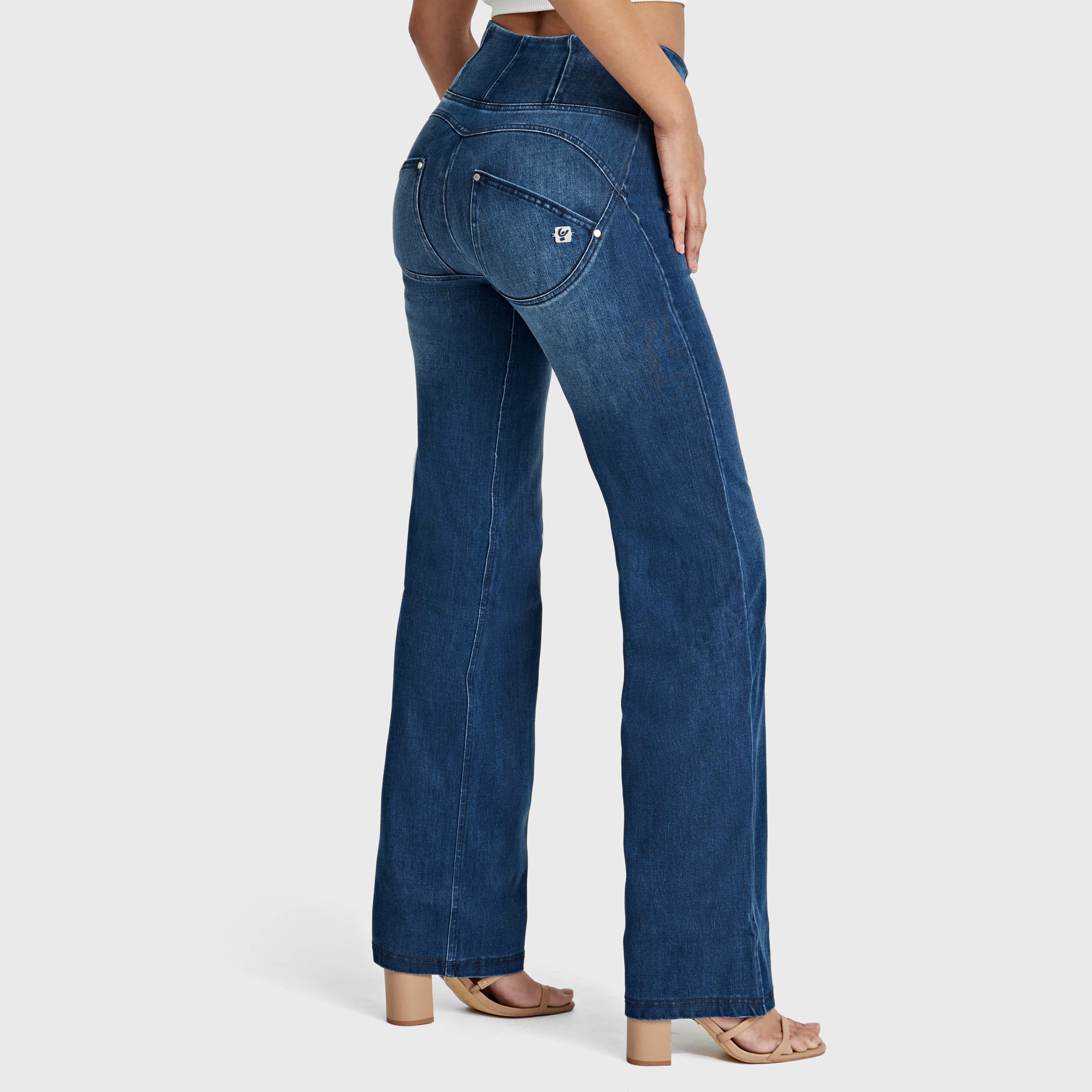 WR.UP® Snug Jeans - High Waisted - Flare - Dark Blue + Blue Stitching 1