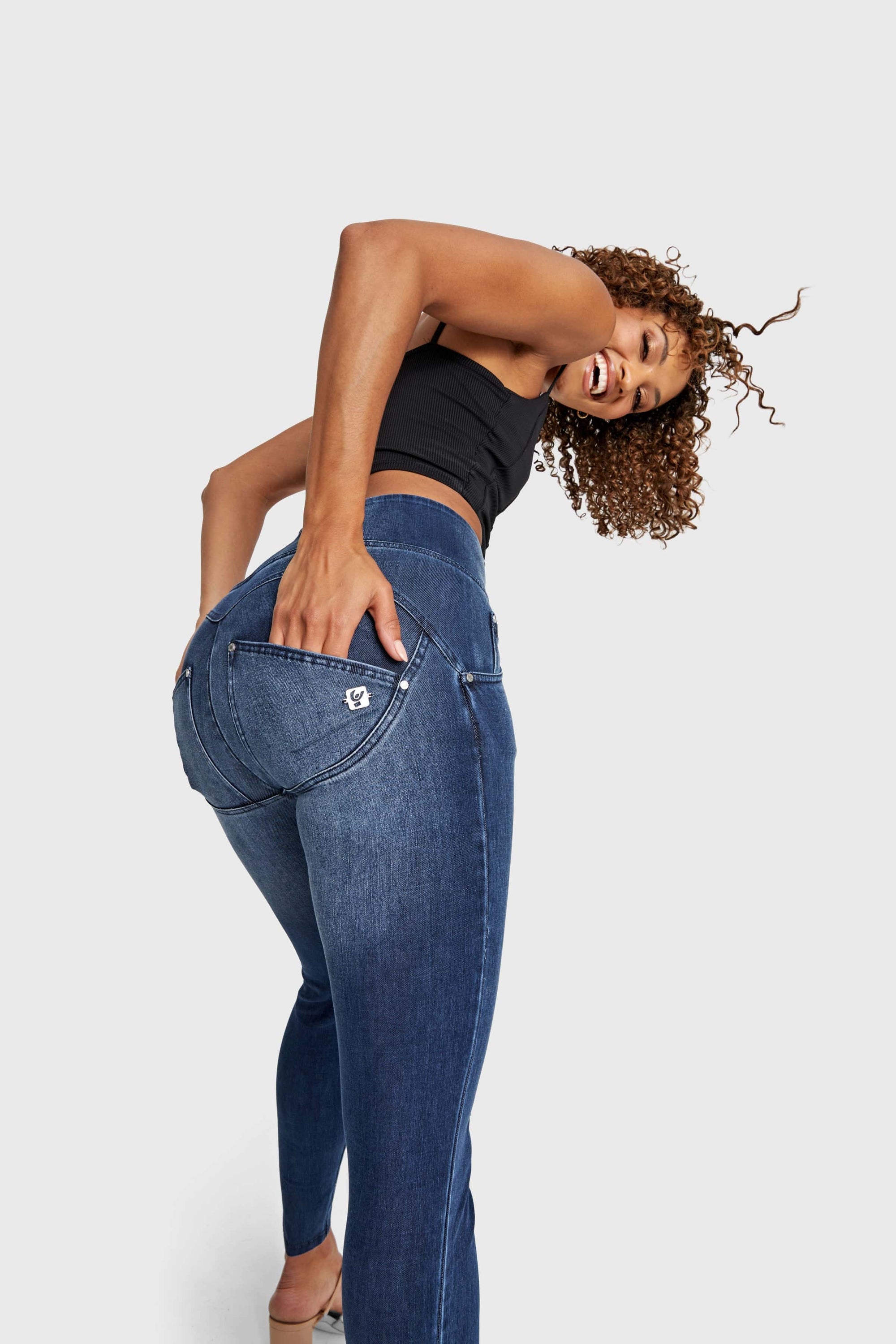 WR.UP® Snug Distressed Jeans - High Waisted - Full Length - Dark Blue + Blue Stitching 4