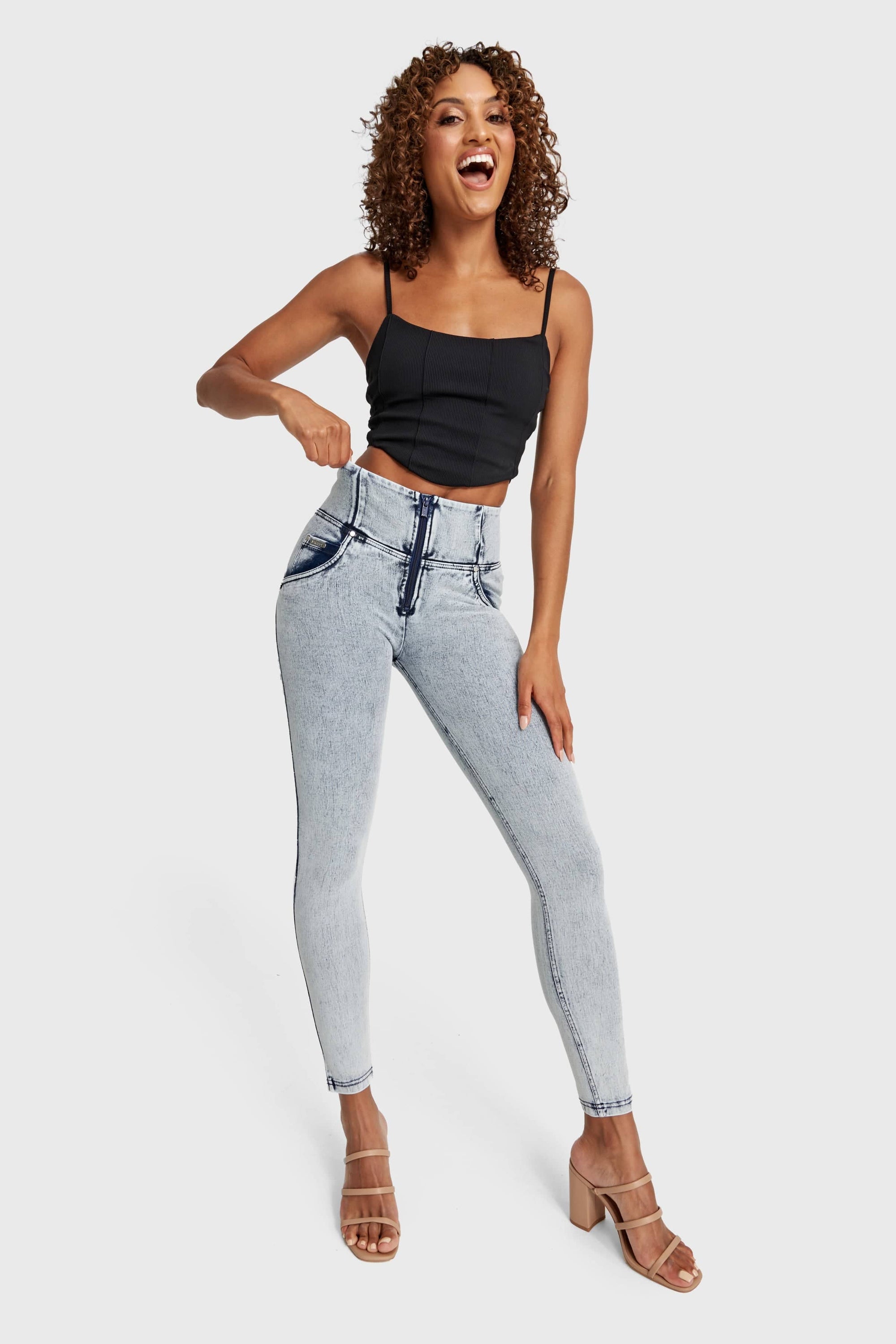 WR.UP® Snug Jeans - High Waisted - Full Length - Acid Wash 9