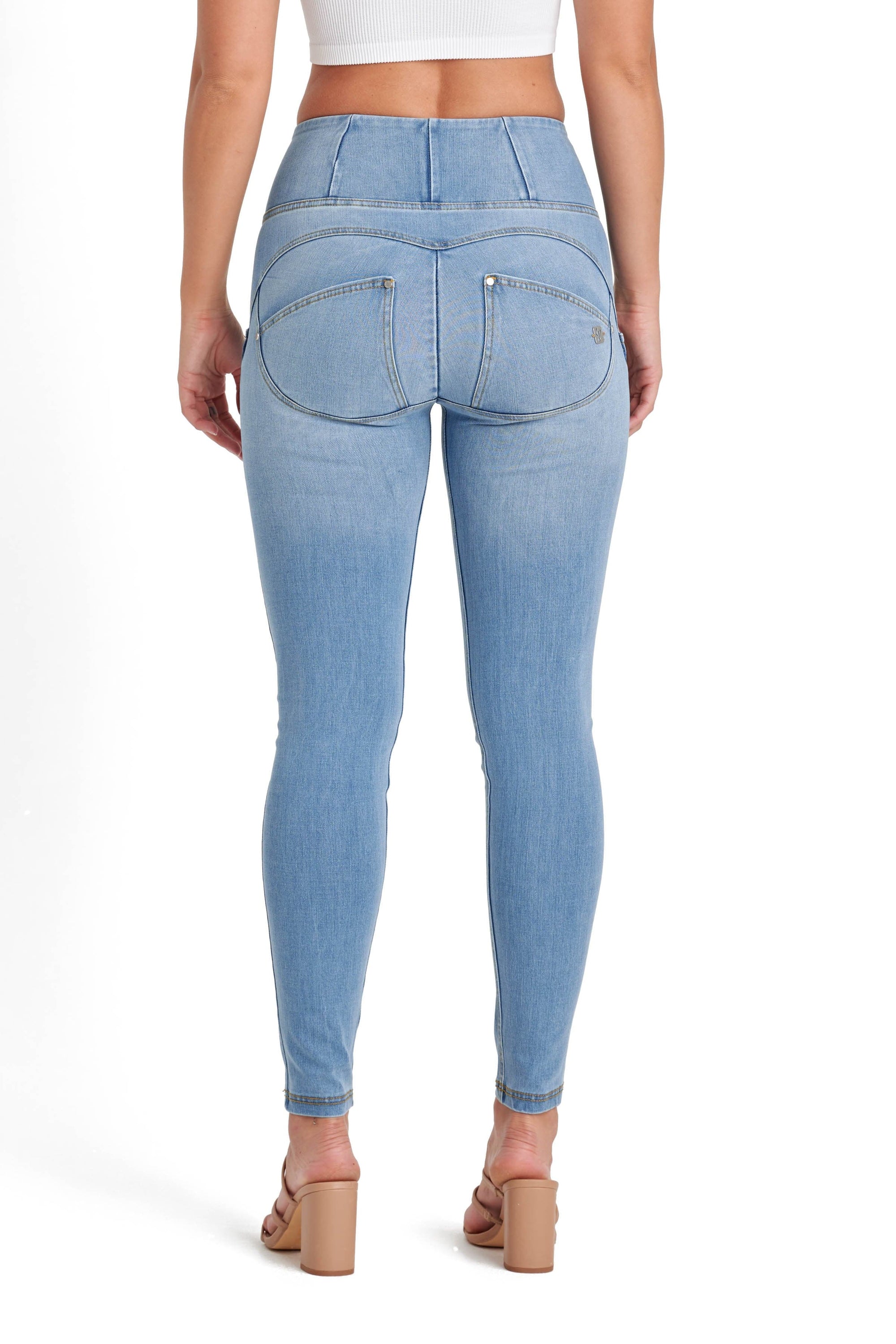WR.UP® Snug Jeans - High Waisted - Full Length - Light Blue + Yellow Stitching 6