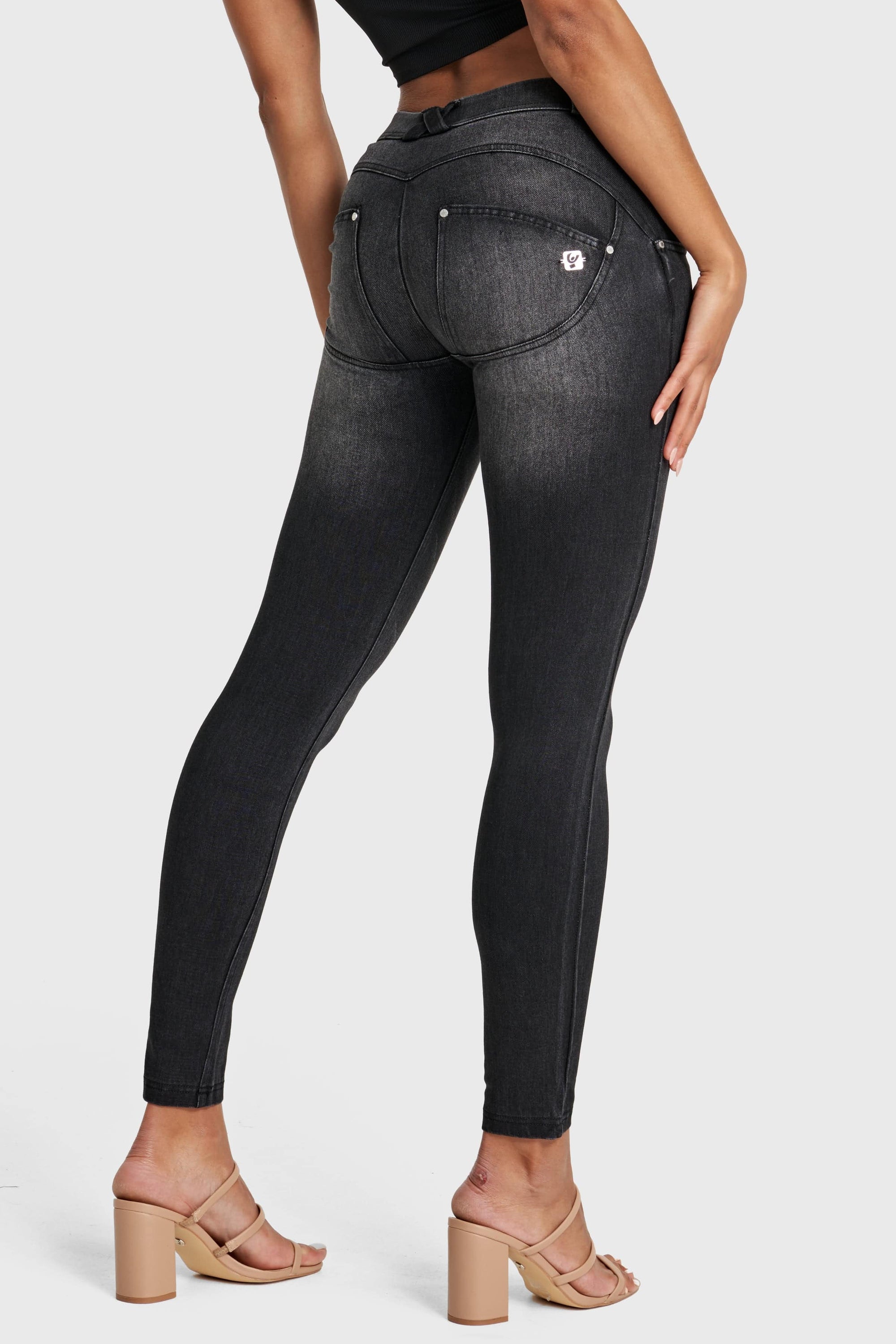 WR.UP® Snug Jeans - Mid Rise - Full Length - Black + Black Stitching 8