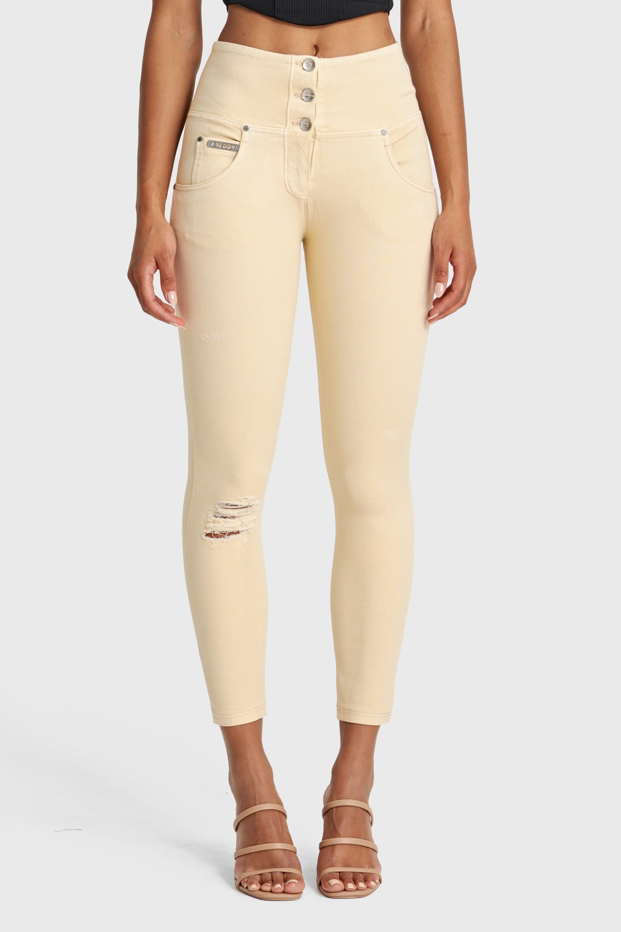 WR.UP® Snug Distressed Jeans - High Waisted - 7/8 Length - Beige 1