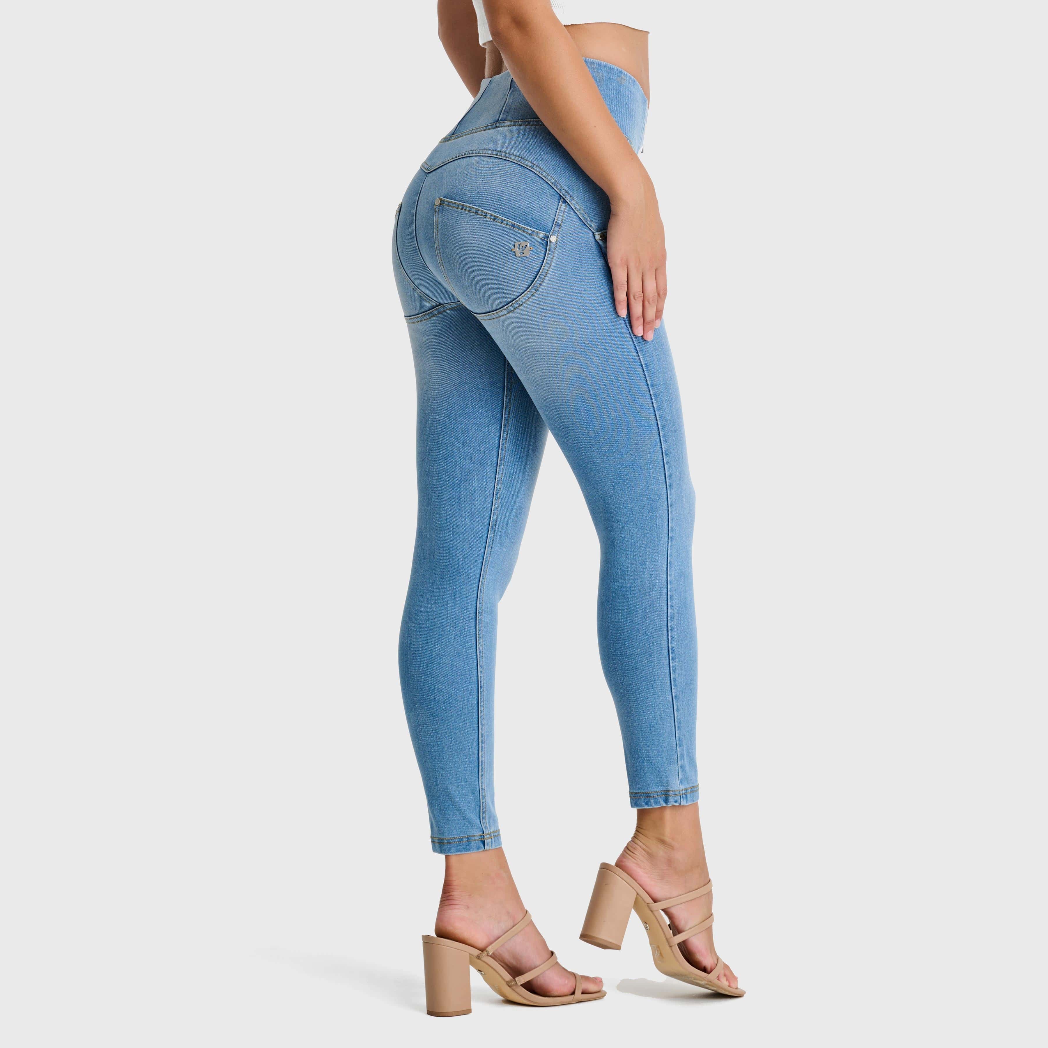 WR.UP® Snug Jeans - High Waisted - 7/8 Length - Light Blue + Yellow Stitching 1
