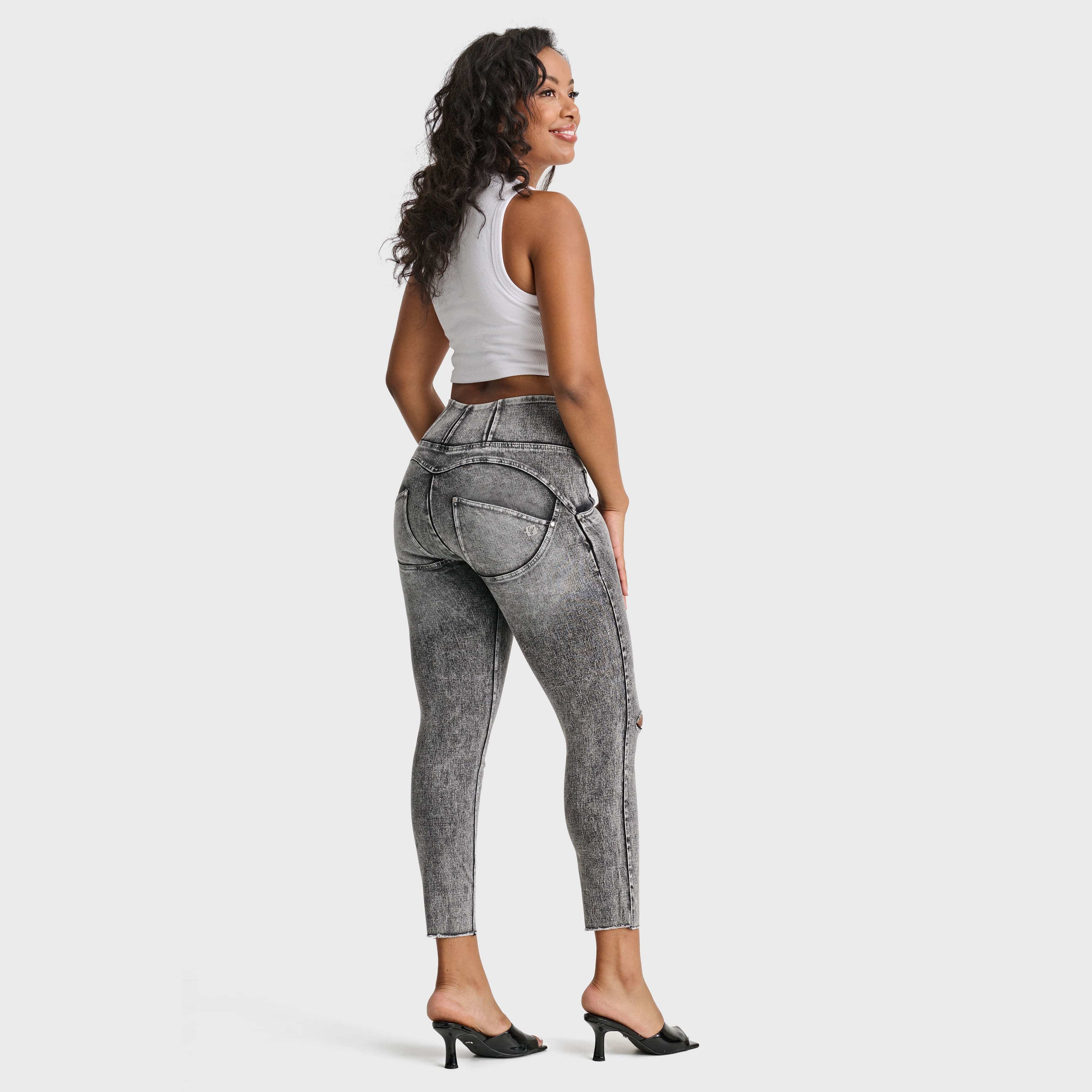 WR.UP® Snug Ripped Jeans - High Waisted - 7/8 Length - Grey Stonewash + Grey Stitching 3