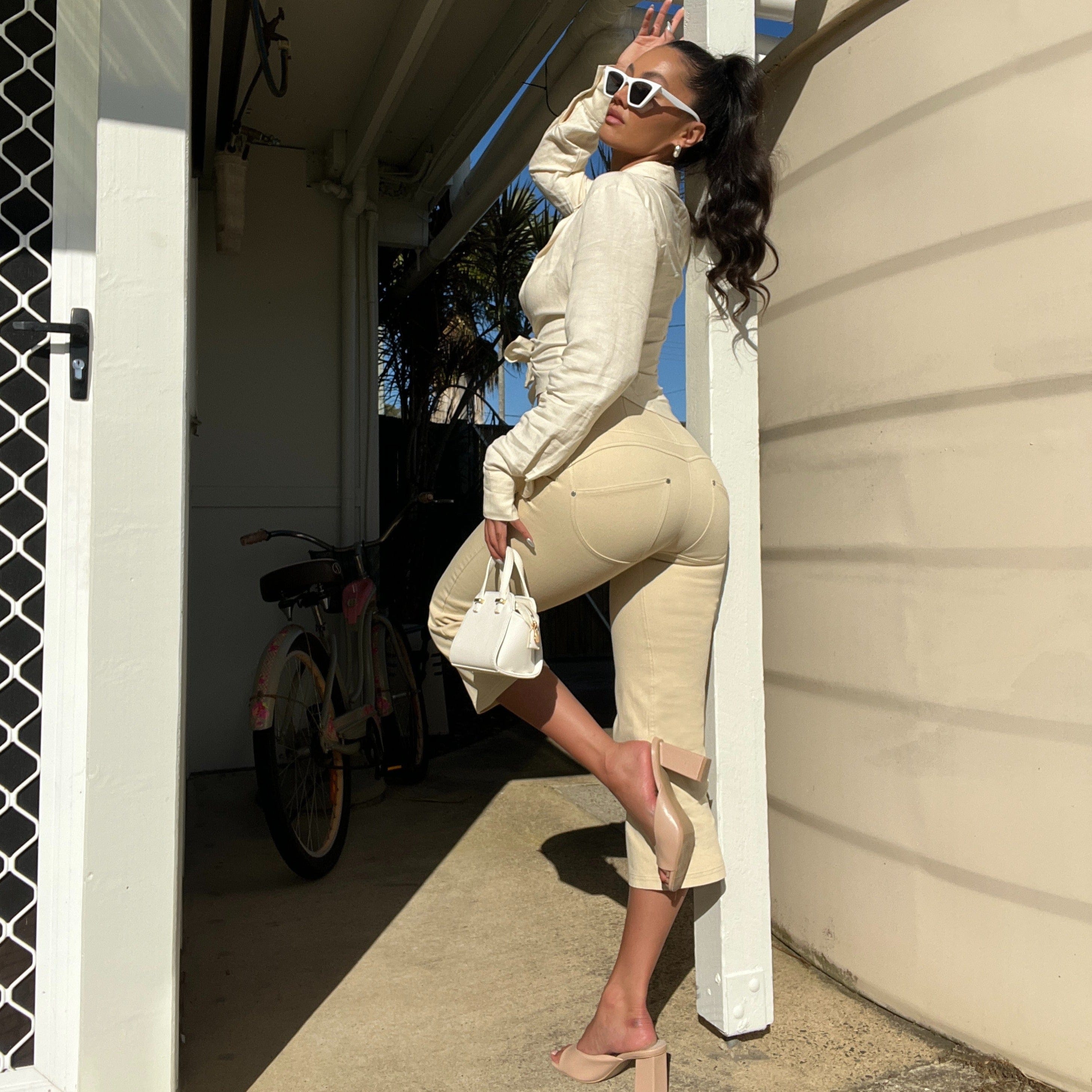 WR.UP® Snug Jeans - High Waisted - Cropped - Beige 3