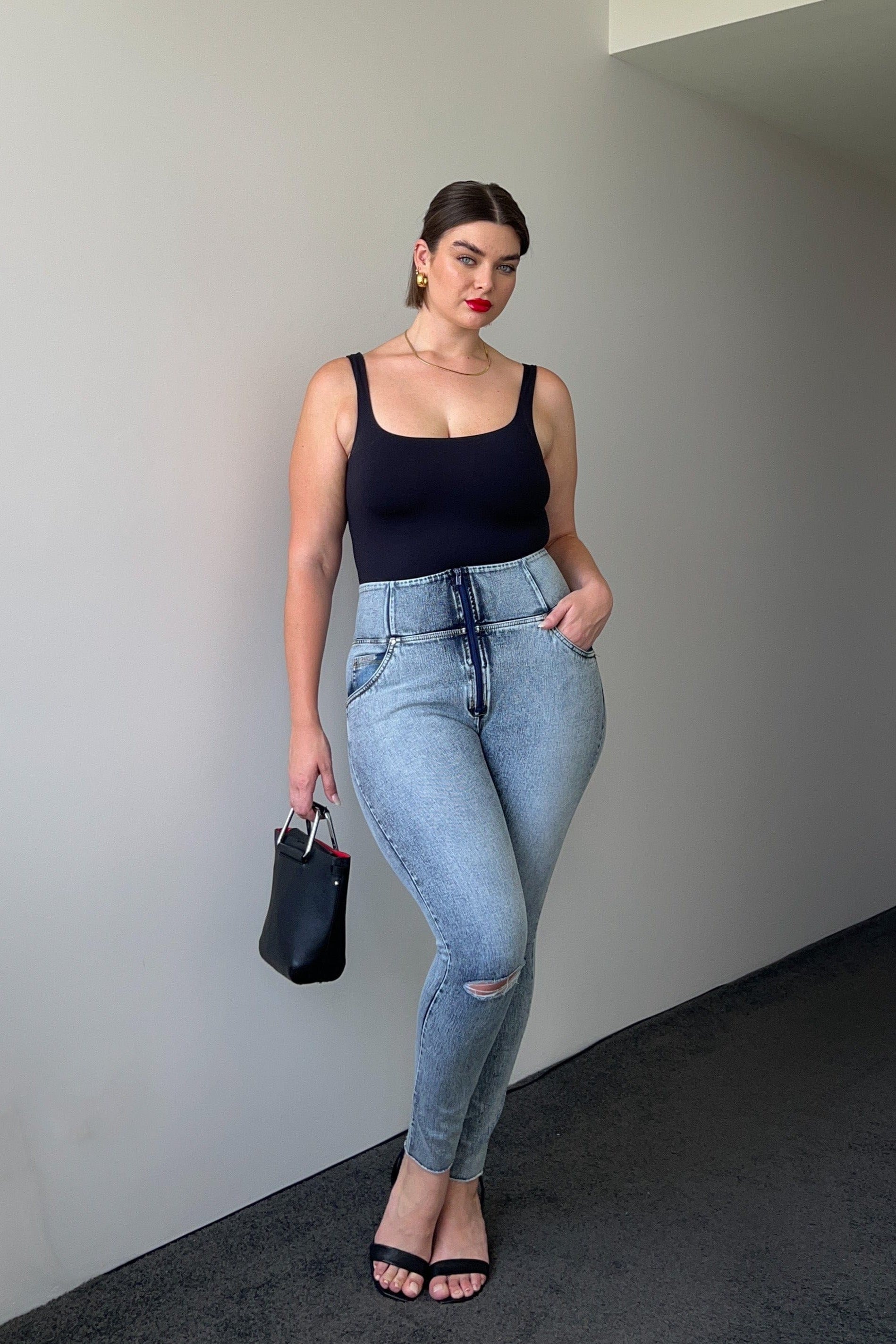 WR.UP® Snug Curvy Ripped Jeans - High Waisted - Full Length - Blue Stonewash + Yellow Stitching 3