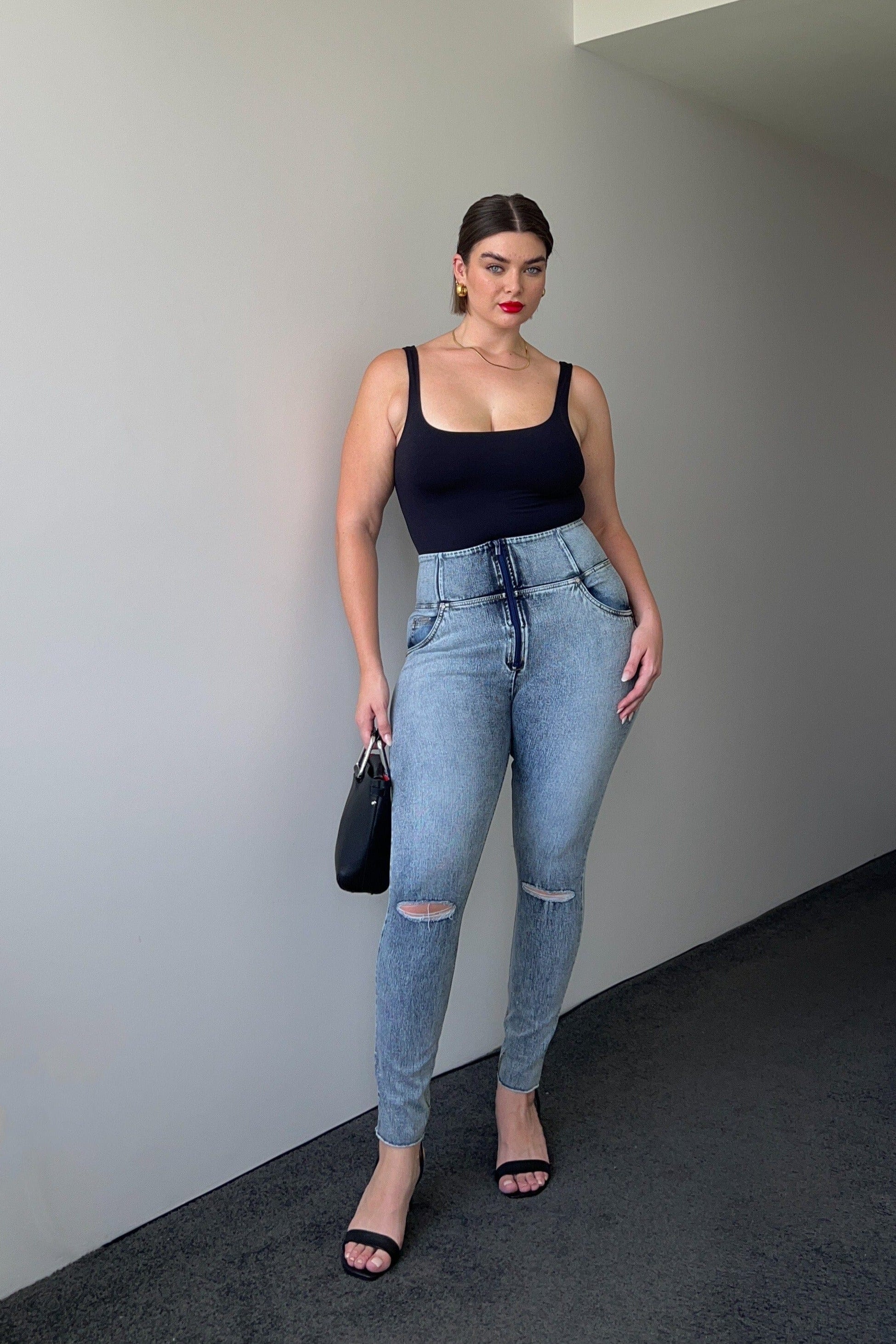 WR.UP® Snug Curvy Ripped Jeans - High Waisted - Full Length - Blue Stonewash + Yellow Stitching 6