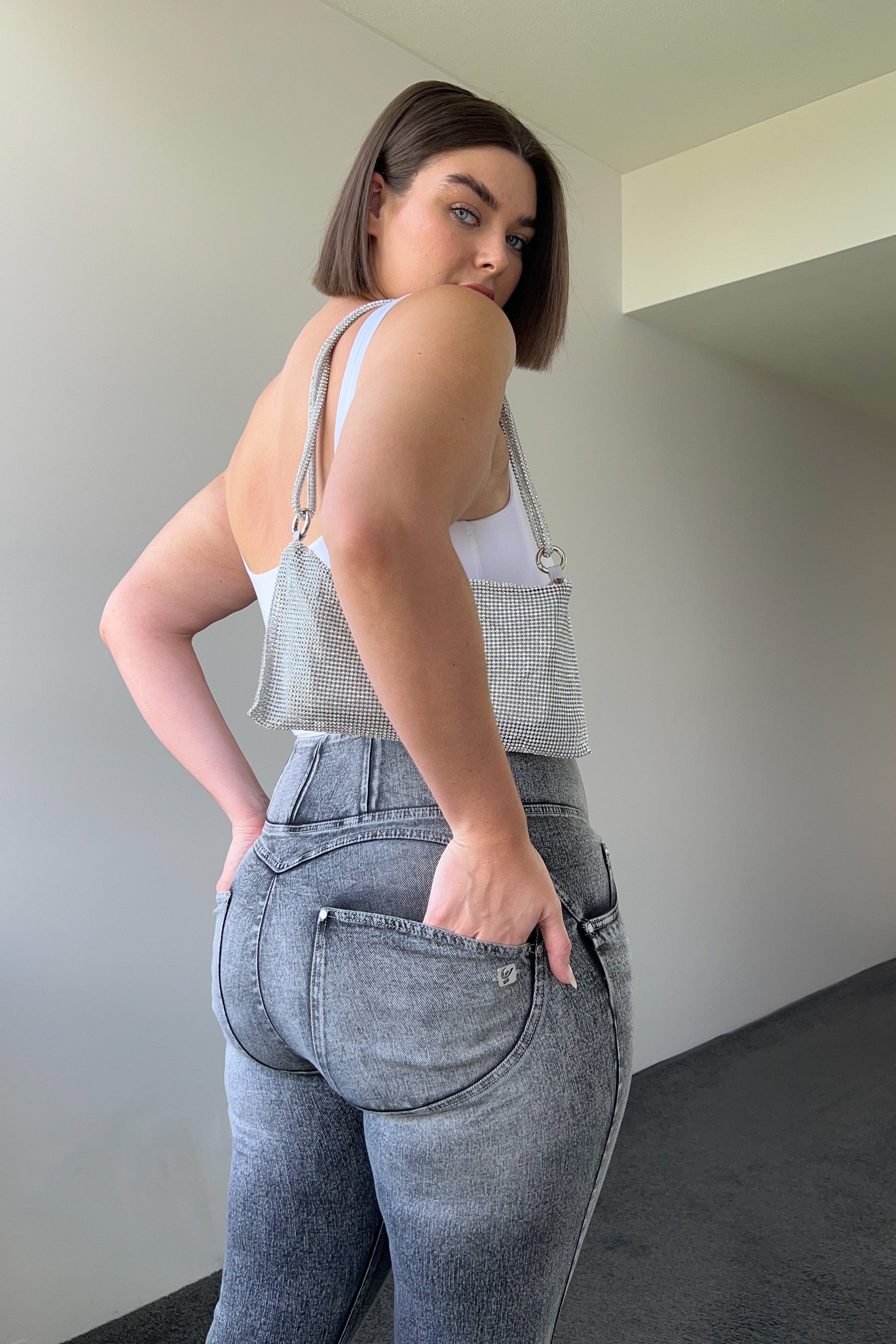 WR.UP® Snug Curvy Ripped Jeans - High Waisted - Full Length - Grey Stonewash + Grey Stitching 6