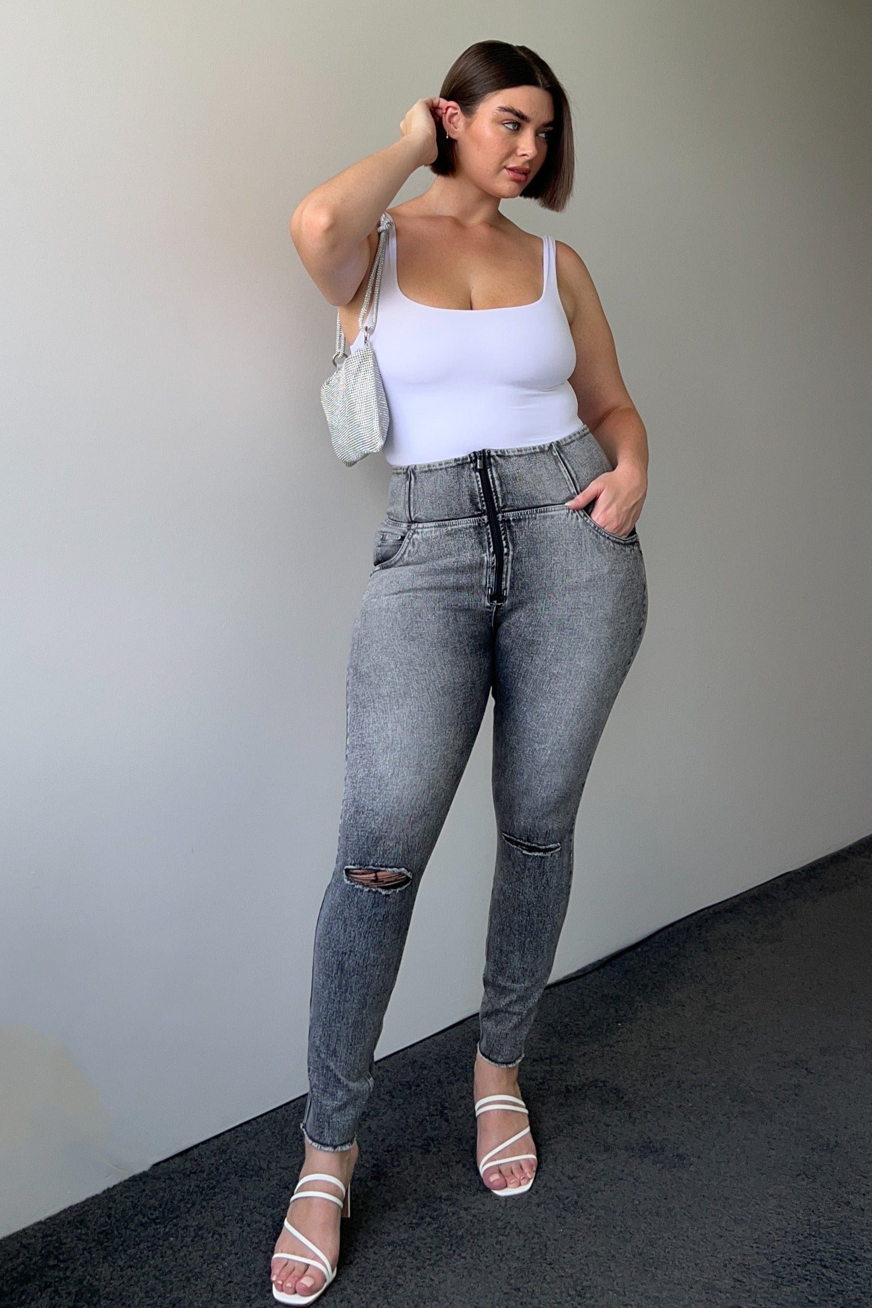 WR.UP® Snug Curvy Ripped Jeans - High Waisted - Full Length - Grey Stonewash + Grey Stitching 7